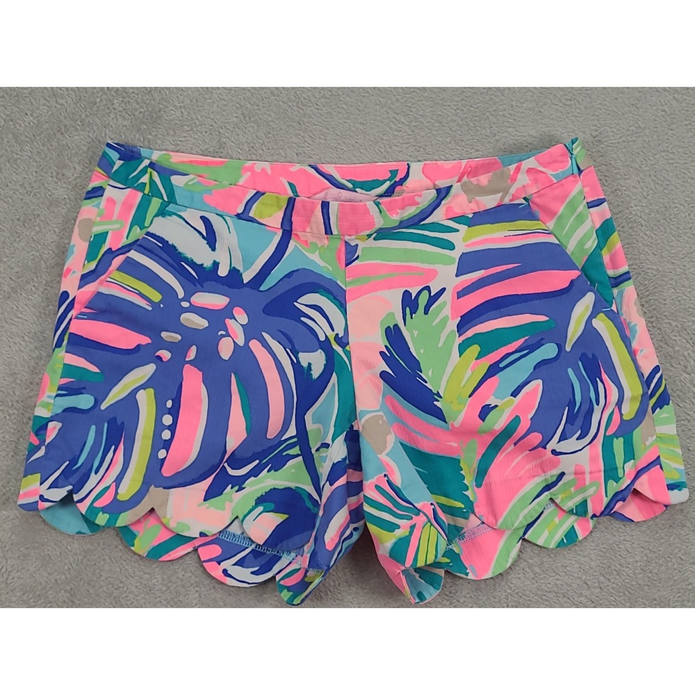 Lilly Pulitzer Callahan Scallop Hem Shorts Size 2 Pink Blue Tropical Floral